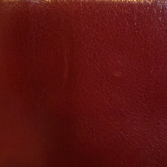 Hobo Red Leather Shoulder Bag - Picture 7 of 16